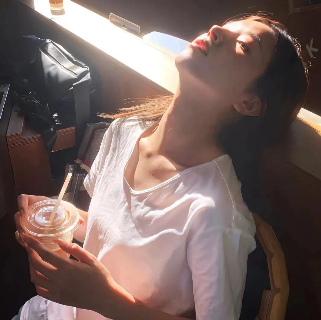金装少年唐伯虎